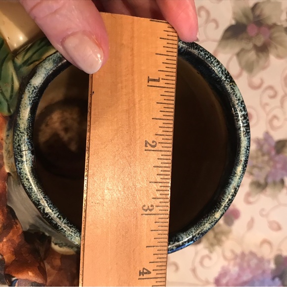 HAND CRAFTED VASE ADDED VINES AND FRUIT - Picture 13 of 16